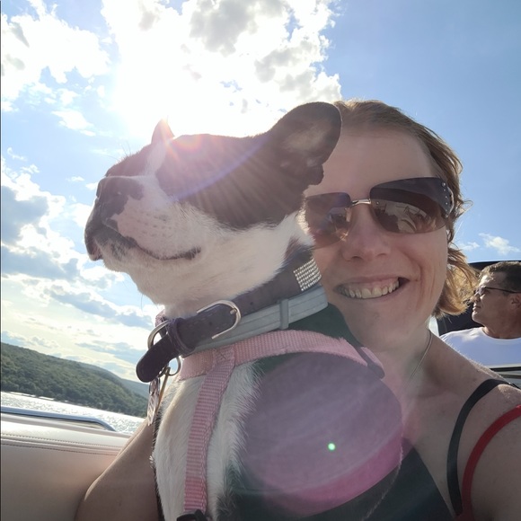 Meet your Posher, Jacque - Picture 3 of 5